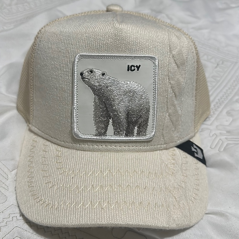 Goorin Bros The Farm Animal Trucker SNUG LYFE CAPSULE ICY NORTH AND SOUTH NEW